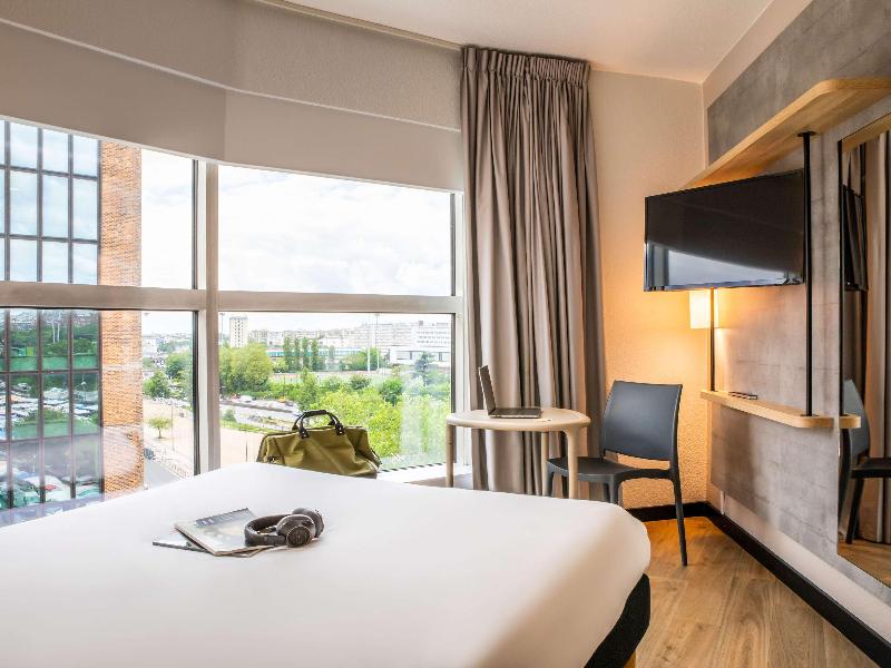 Ibis Budget Paris Porte de Montreuil image