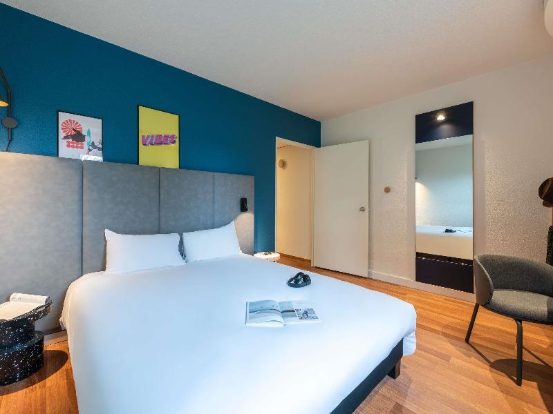ibis Bourg Jasseron/Teyssonge image