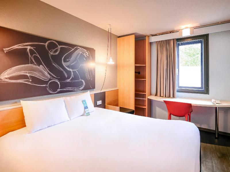 ibis Styles Lyon Gerland Musee des Confluences image