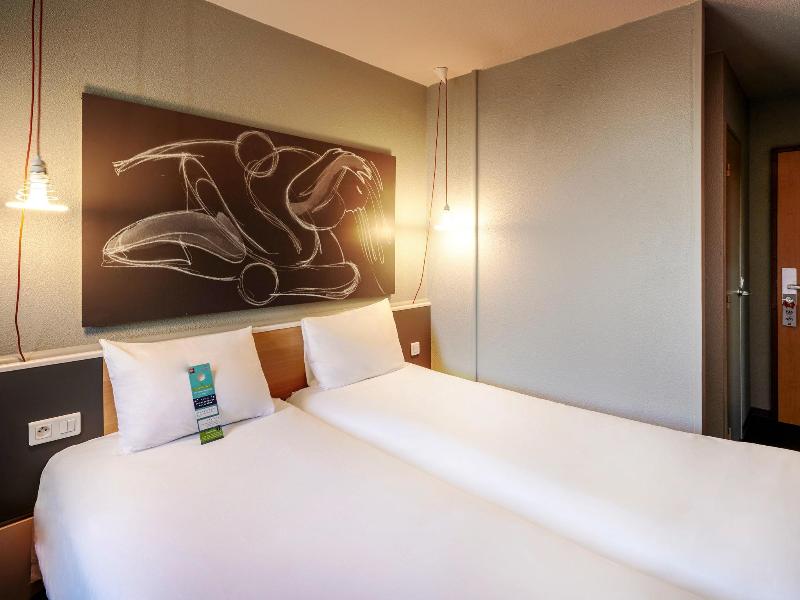 ibis Styles Lyon Gerland Musee des Confluences image