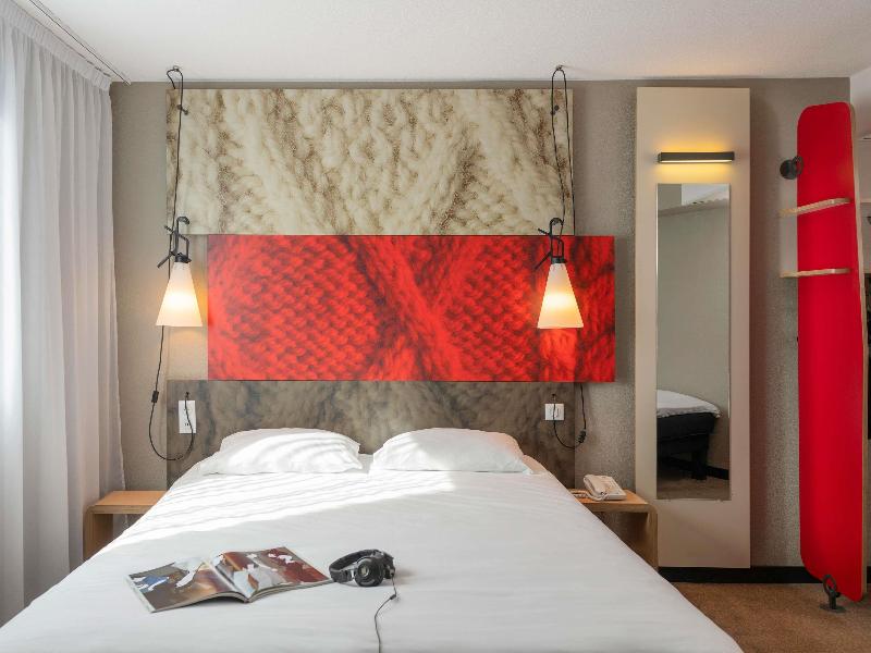 Ibis Lyon Caluire Cité Internationale image