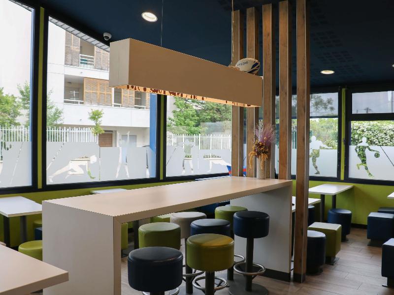 ibis budget Montpellier Sud Près d'Arènes image