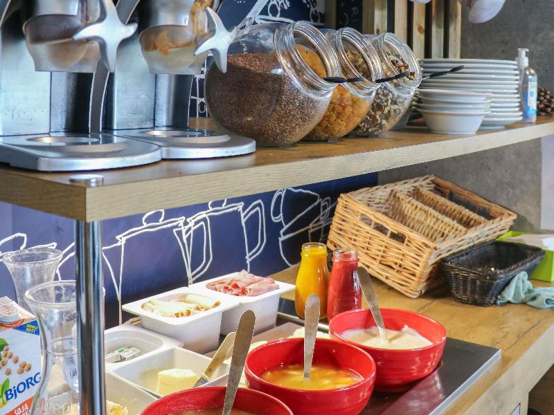 ibis budget Montpellier Sud Près d'Arènes image