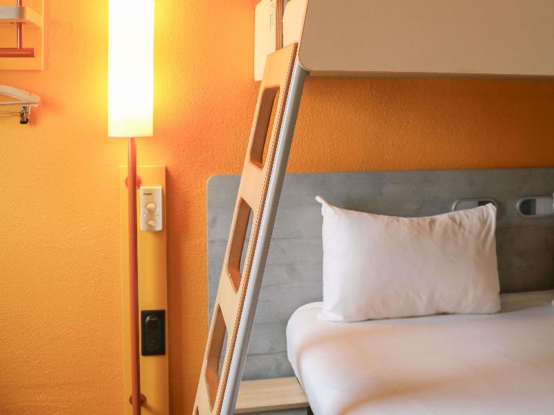 ibis budget Montpellier Sud Près d'Arènes image