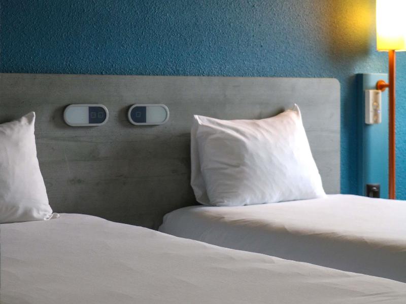 ibis budget Montpellier Sud Près d'Arènes image