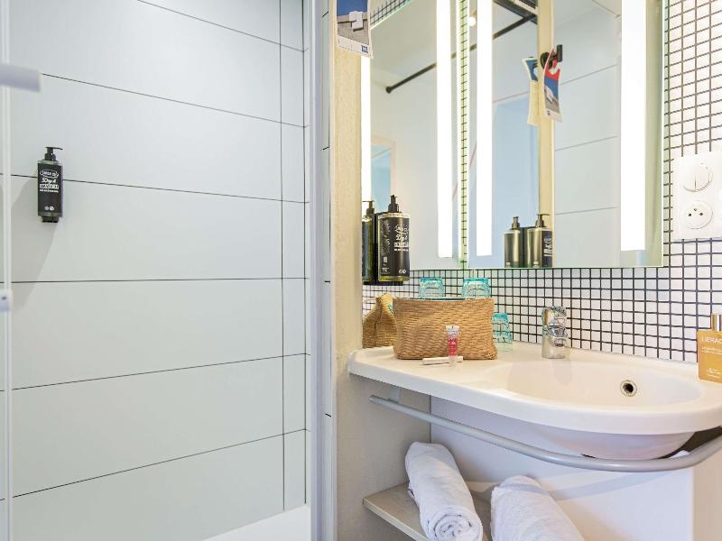 ibis budget Marseille l'Estaque image