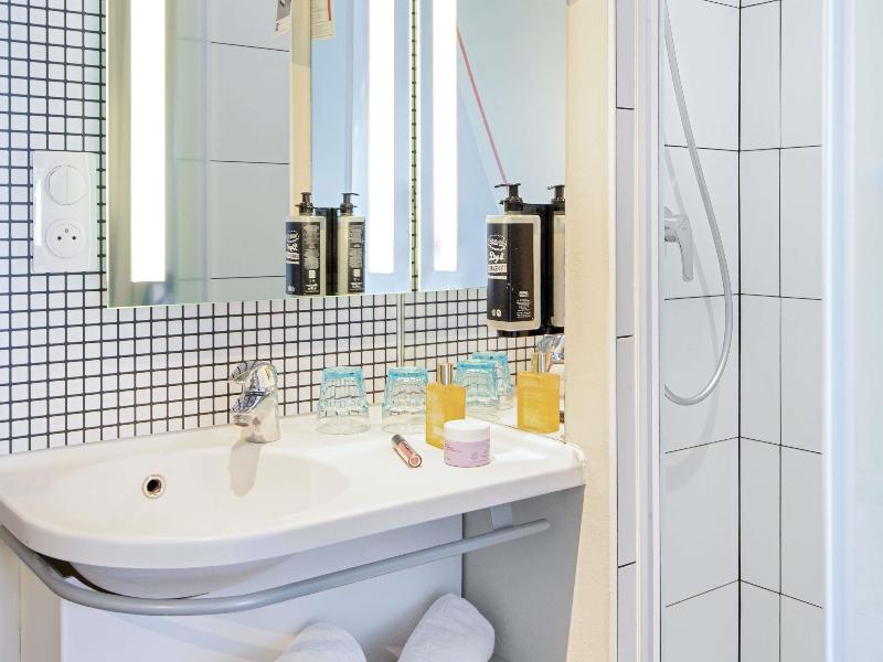 ibis budget Marseille l'Estaque image