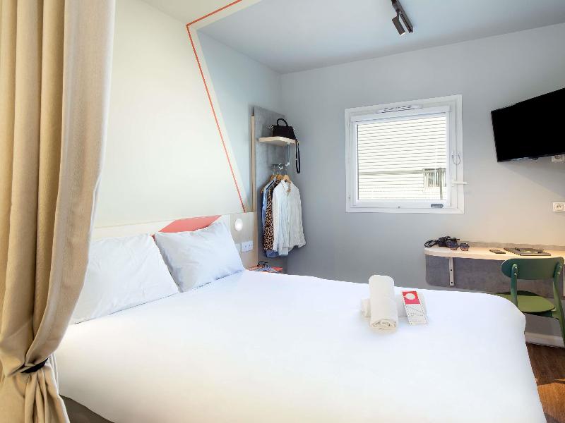 ibis budget Marseille l'Estaque image