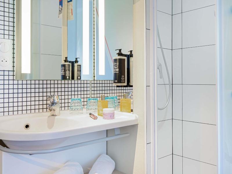 ibis budget Marseille l'Estaque image