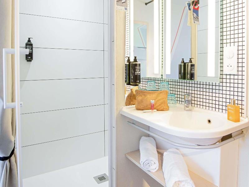 ibis budget Marseille l'Estaque image