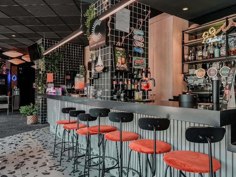 ibis Martigues