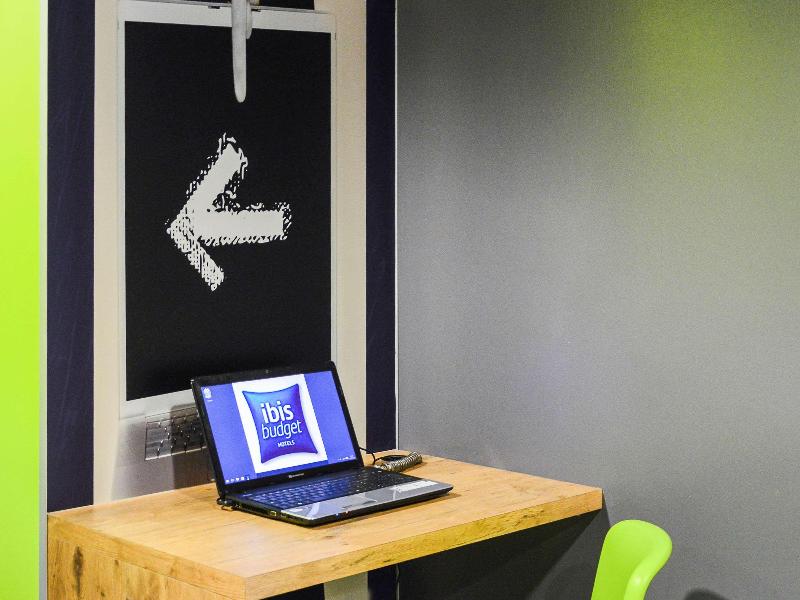 ibis budget Cholet Centre image