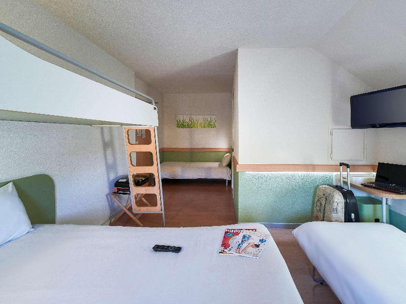 ibis budget Cholet Centre image