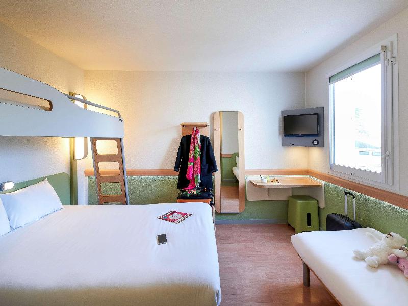 ibis budget Cholet Centre image