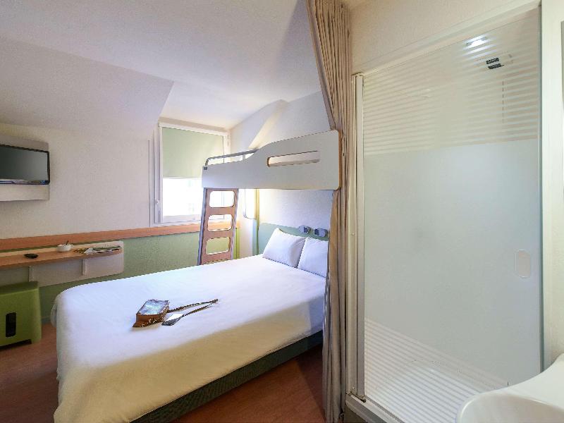 ibis budget Cholet Centre image