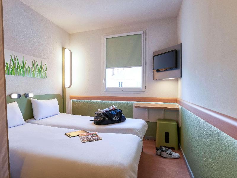 ibis budget Cholet Centre image
