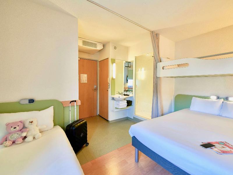ibis budget Cholet Centre image