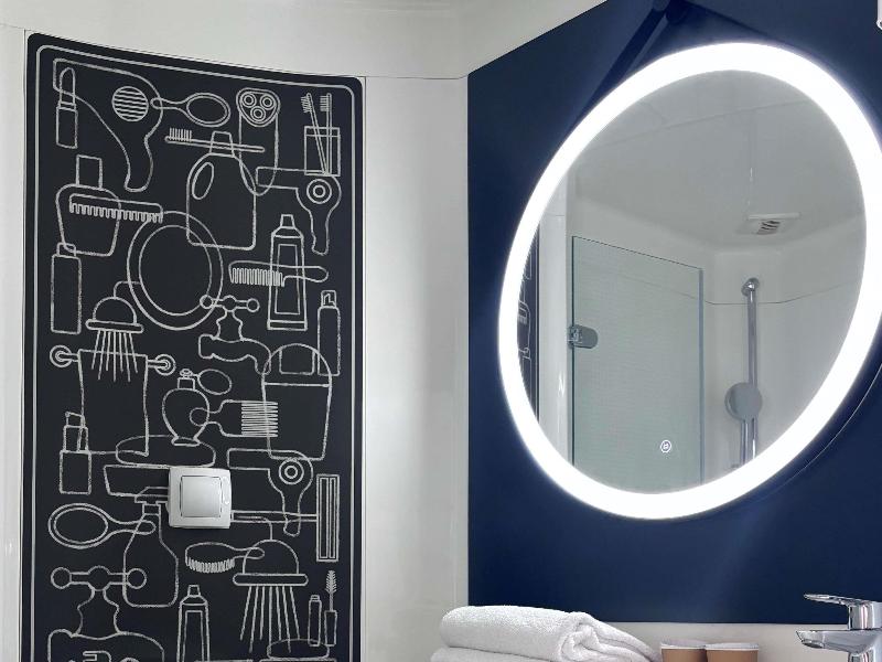 Ibis Cannes Mouans Sartoux image