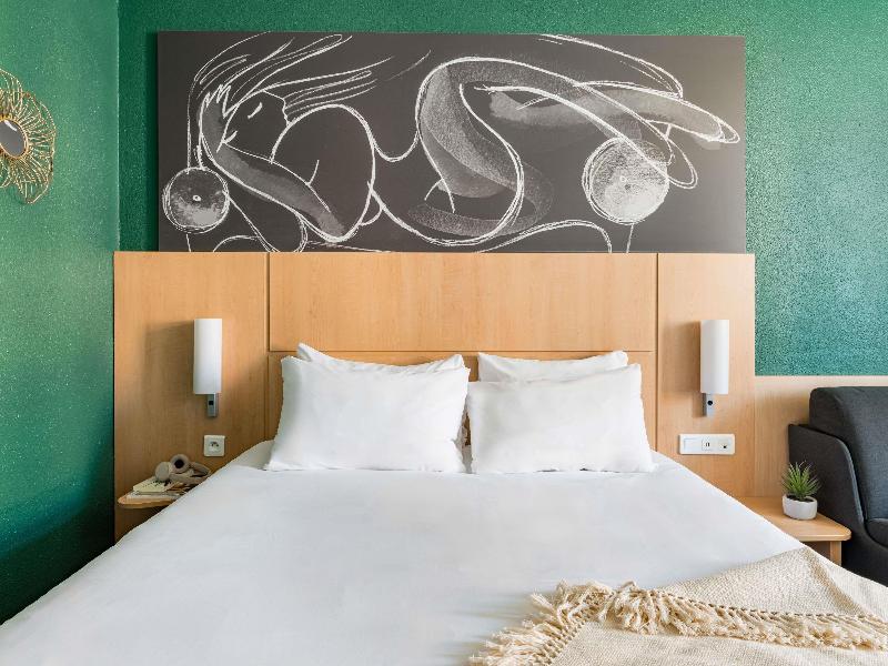 Ibis Annecy Centre Vieille Ville image