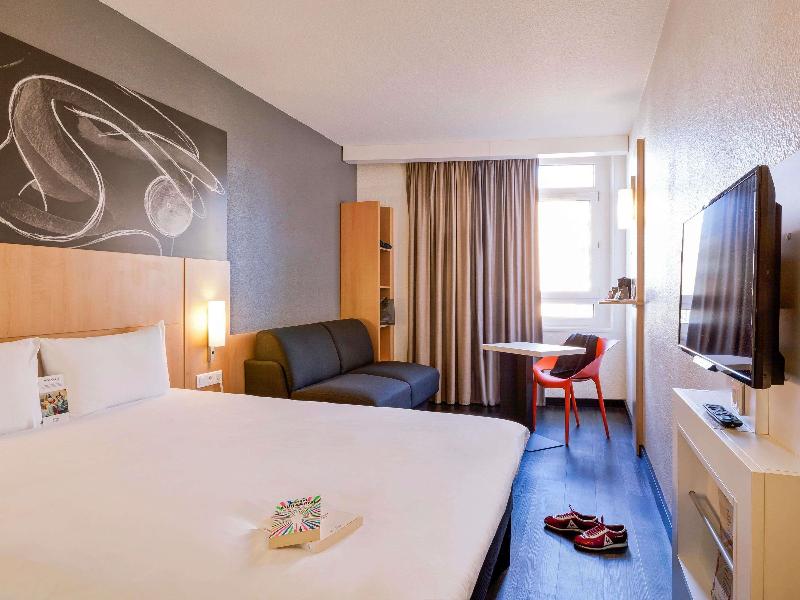 Ibis Annecy Centre Vieille Ville image