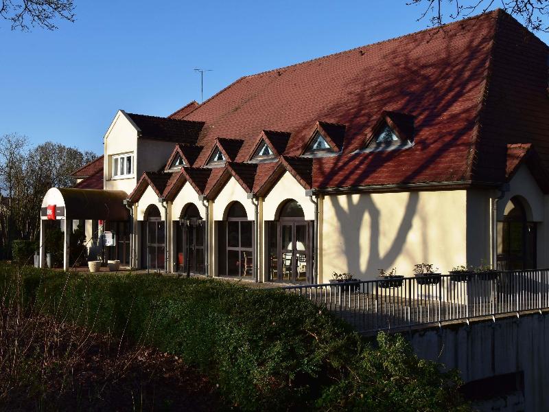 ibis Nevers — general view