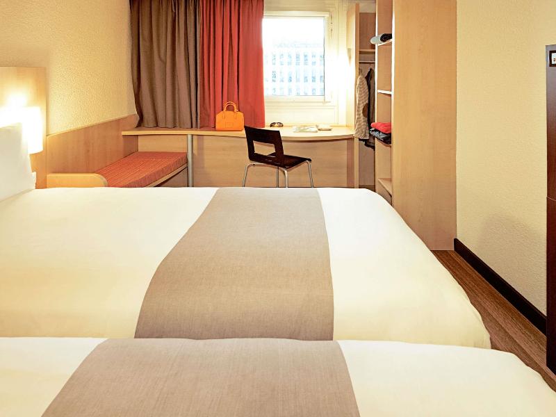 ibis Nevers image