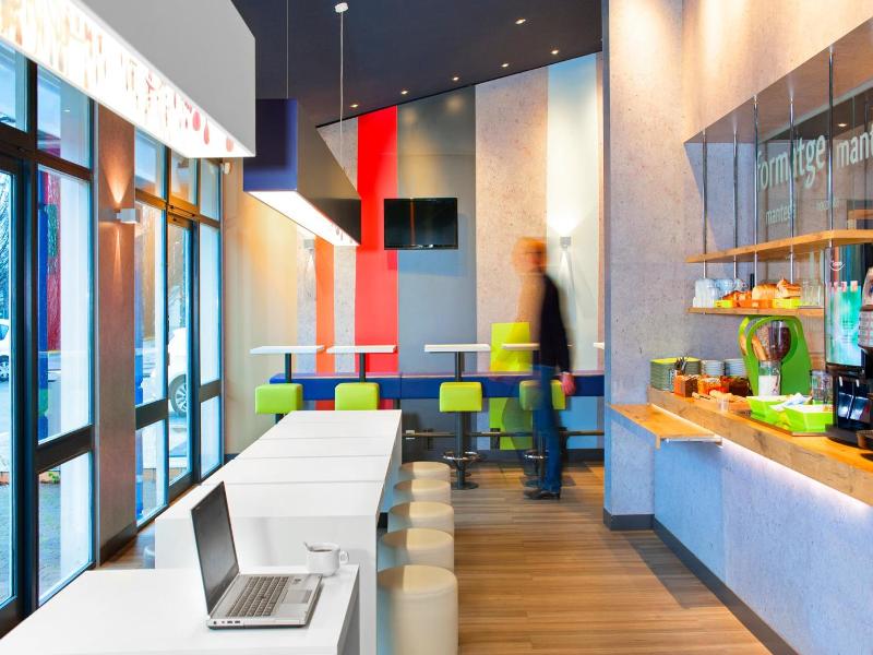 ibis budget Marne la Vallée Bry sur Marne image