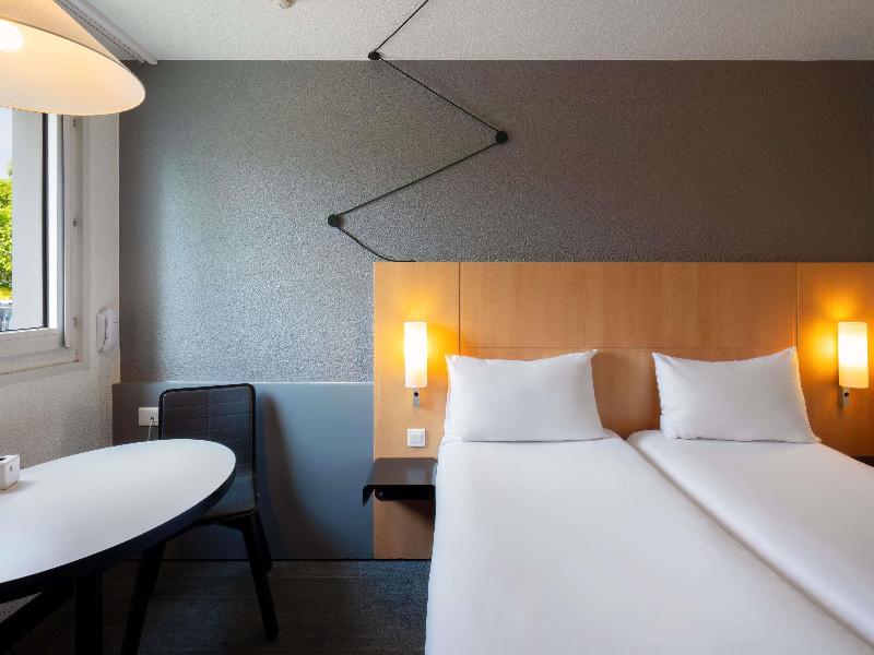 ibis Cergy-Pontoise Le Port image