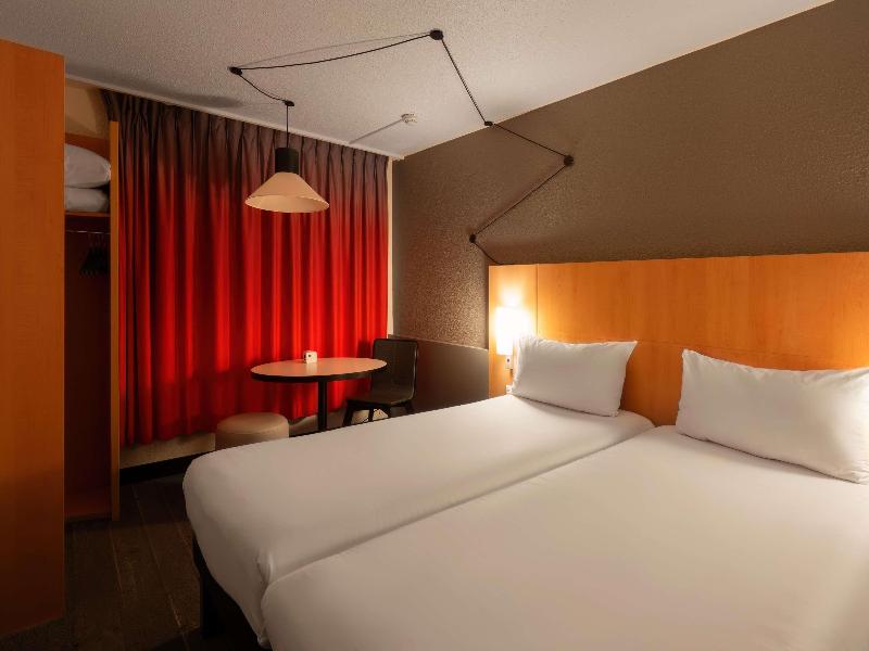 ibis Cergy-Pontoise Le Port image