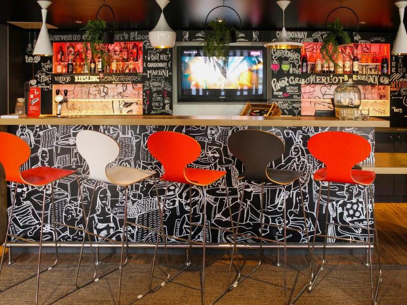 Ibis Paris Gennevilliers image