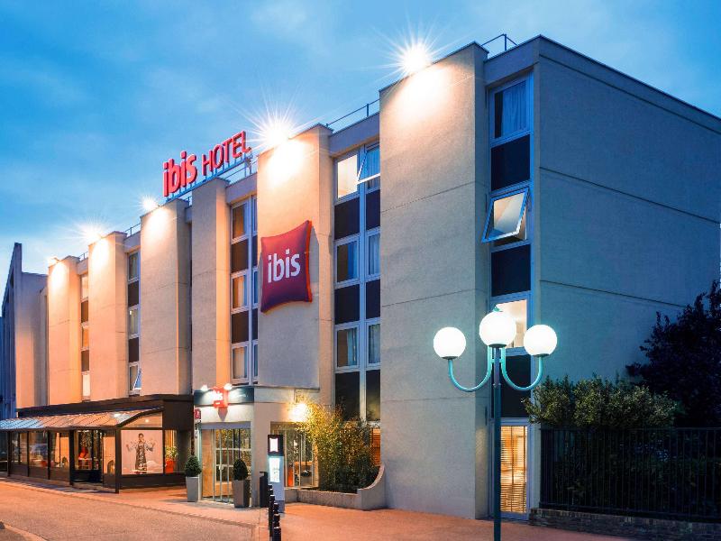 Ibis Paris Gennevilliers image