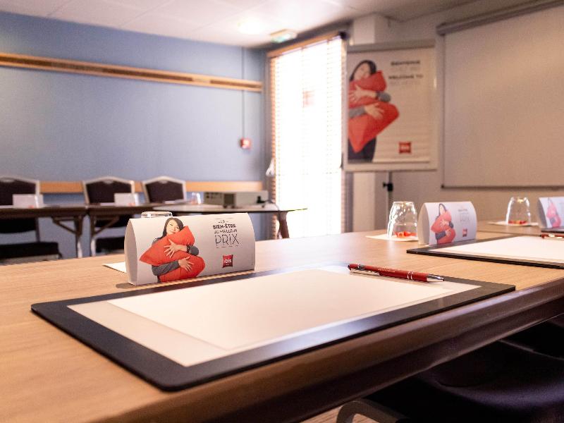 Ibis Paris Gennevilliers image