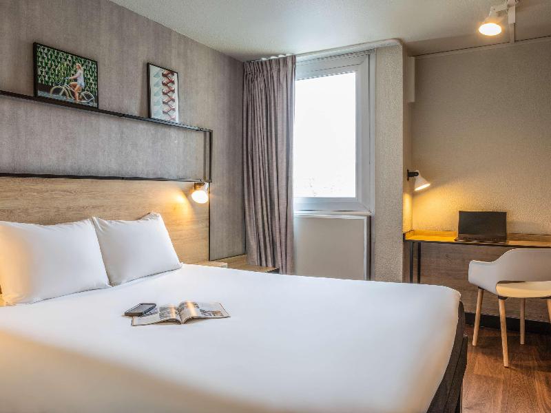 Ibis Paris Gennevilliers image