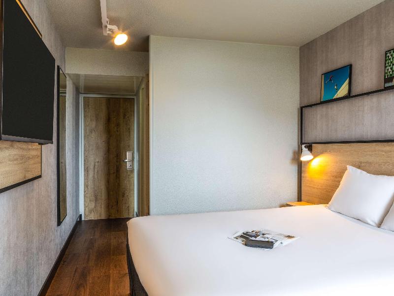 Ibis Paris Gennevilliers image