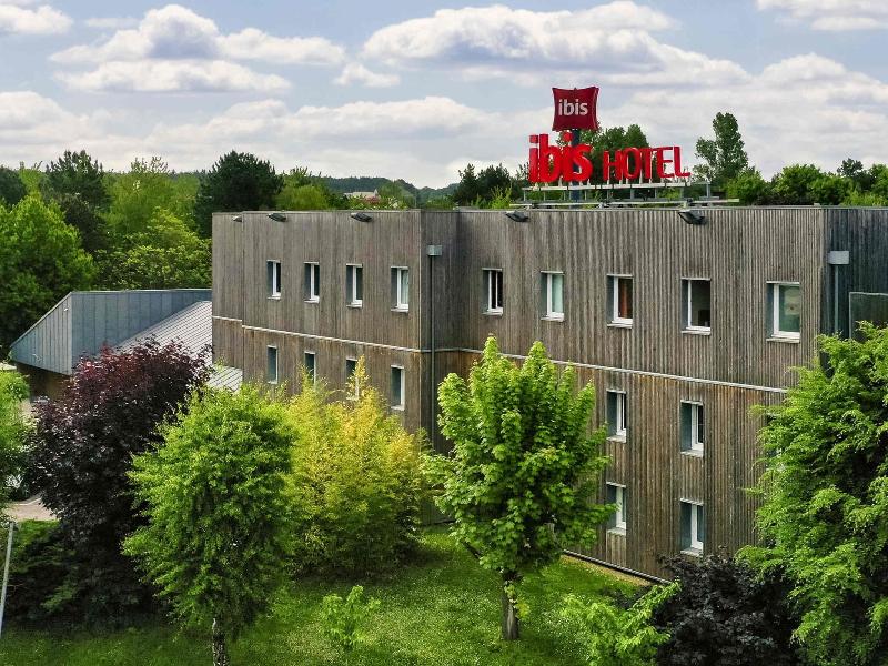ibis Nemours image