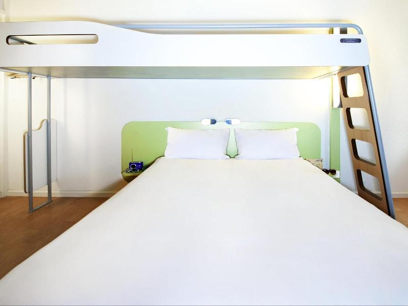 Ibis Budget Orgeval image