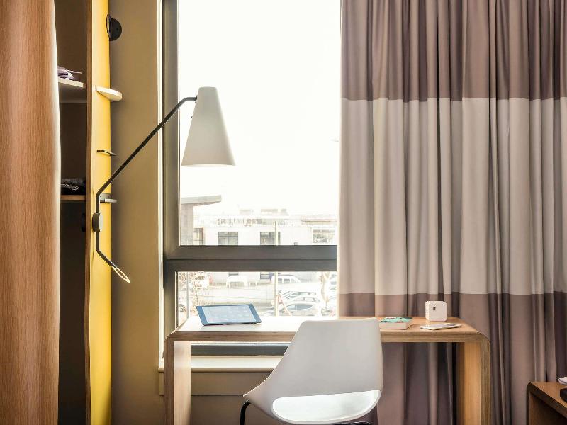 ibis Paris Coeur d'Orly Airport image