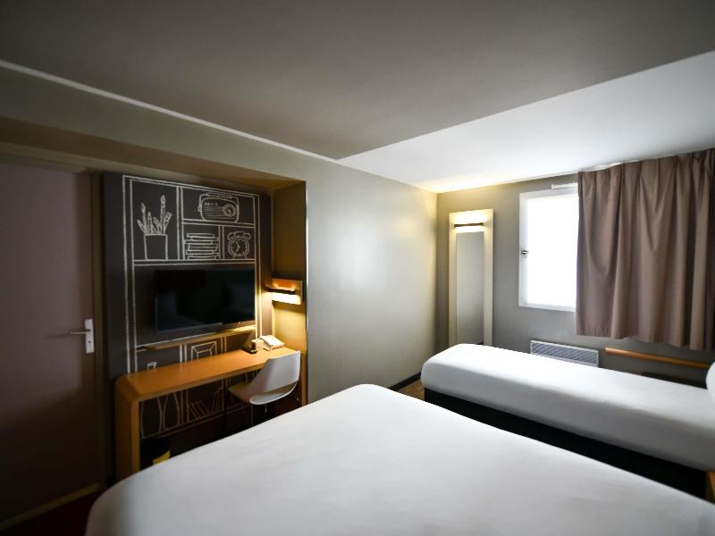 ibis Paris Canal Saint-Martin image