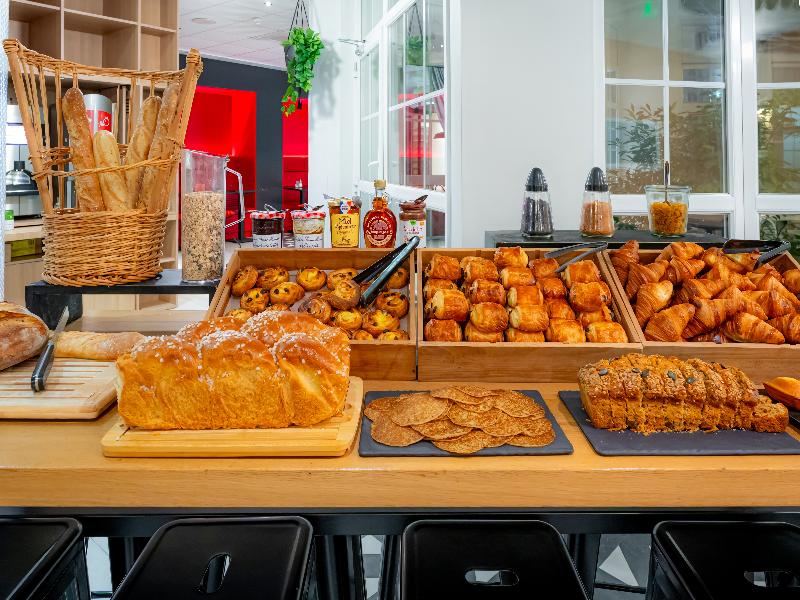ibis Paris Ornano Montmartre Nord 18ème image