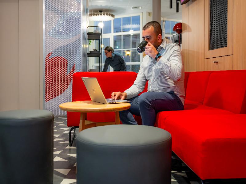 ibis Paris Ornano Montmartre Nord 18ème image