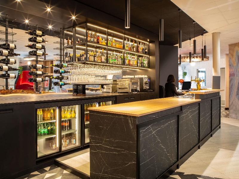 ibis Paris Ornano Montmartre Nord 18ème image