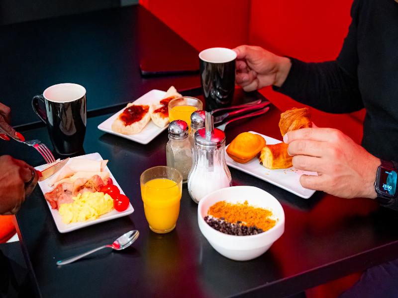 ibis Paris Ornano Montmartre Nord 18ème image