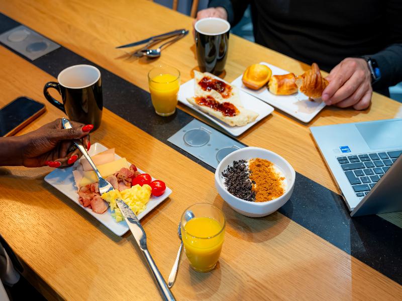ibis Paris Ornano Montmartre Nord 18ème image
