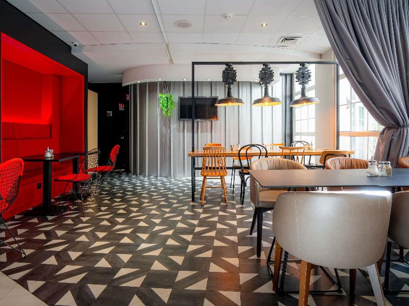 ibis Paris Ornano Montmartre Nord 18ème image