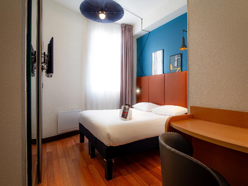 ibis Paris Ornano Montmartre Nord 18ème image