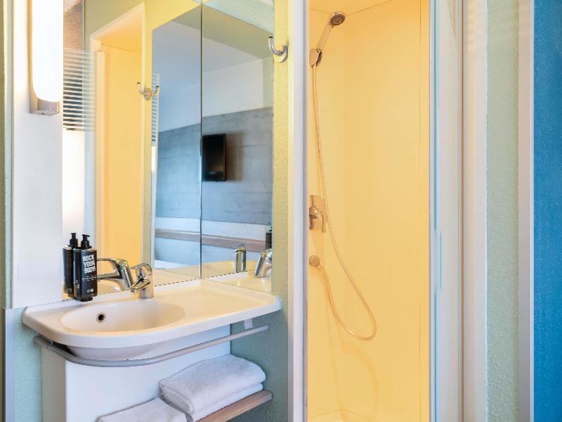 Ibis Budget Porte D'Orleans image