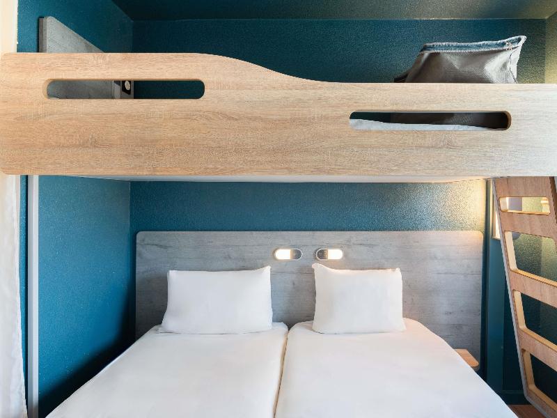 Ibis Budget Porte D'Orleans image