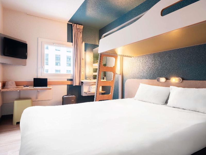 ibis budget Paris Porte de Vincennes image