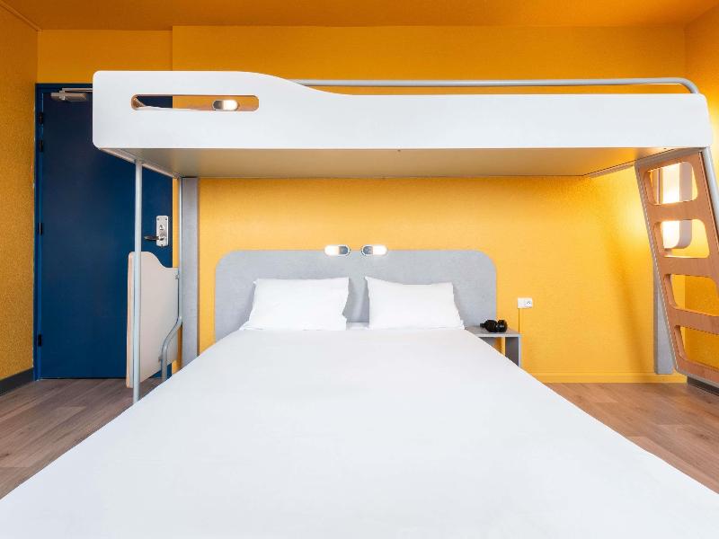 ibis budget Paris Porte de Vincennes image