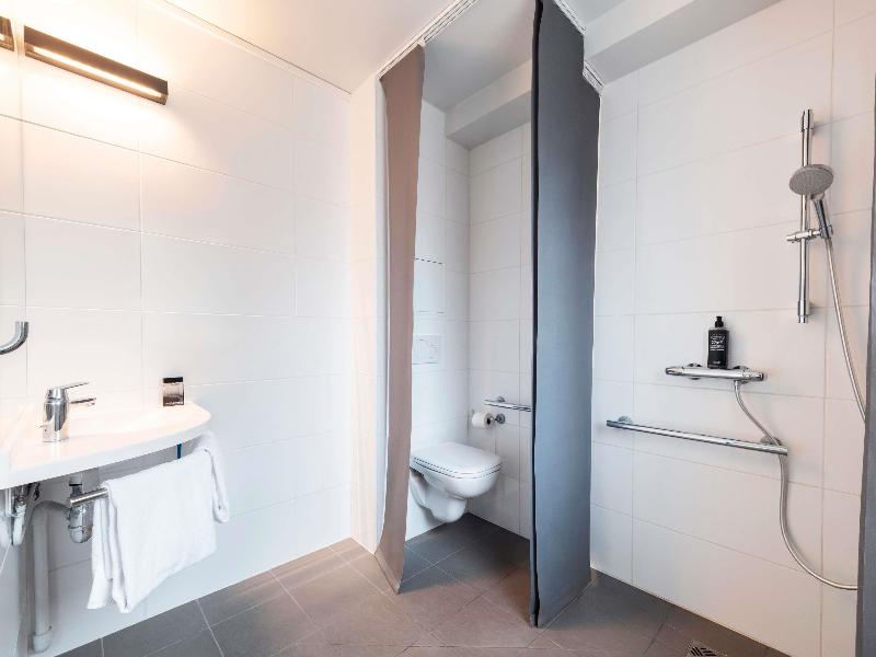 ibis budget Paris Porte de Vincennes image